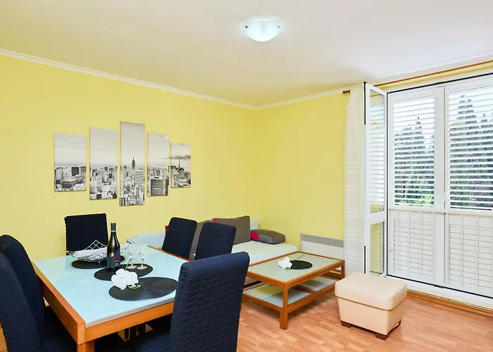 Apartment Mins