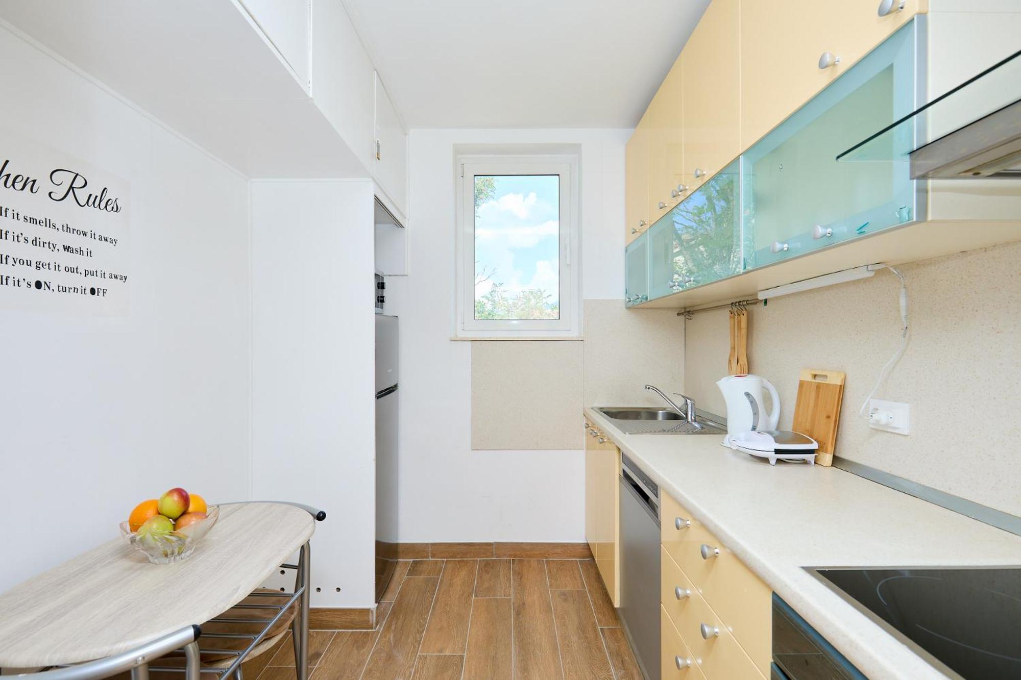 Apartment Mins *