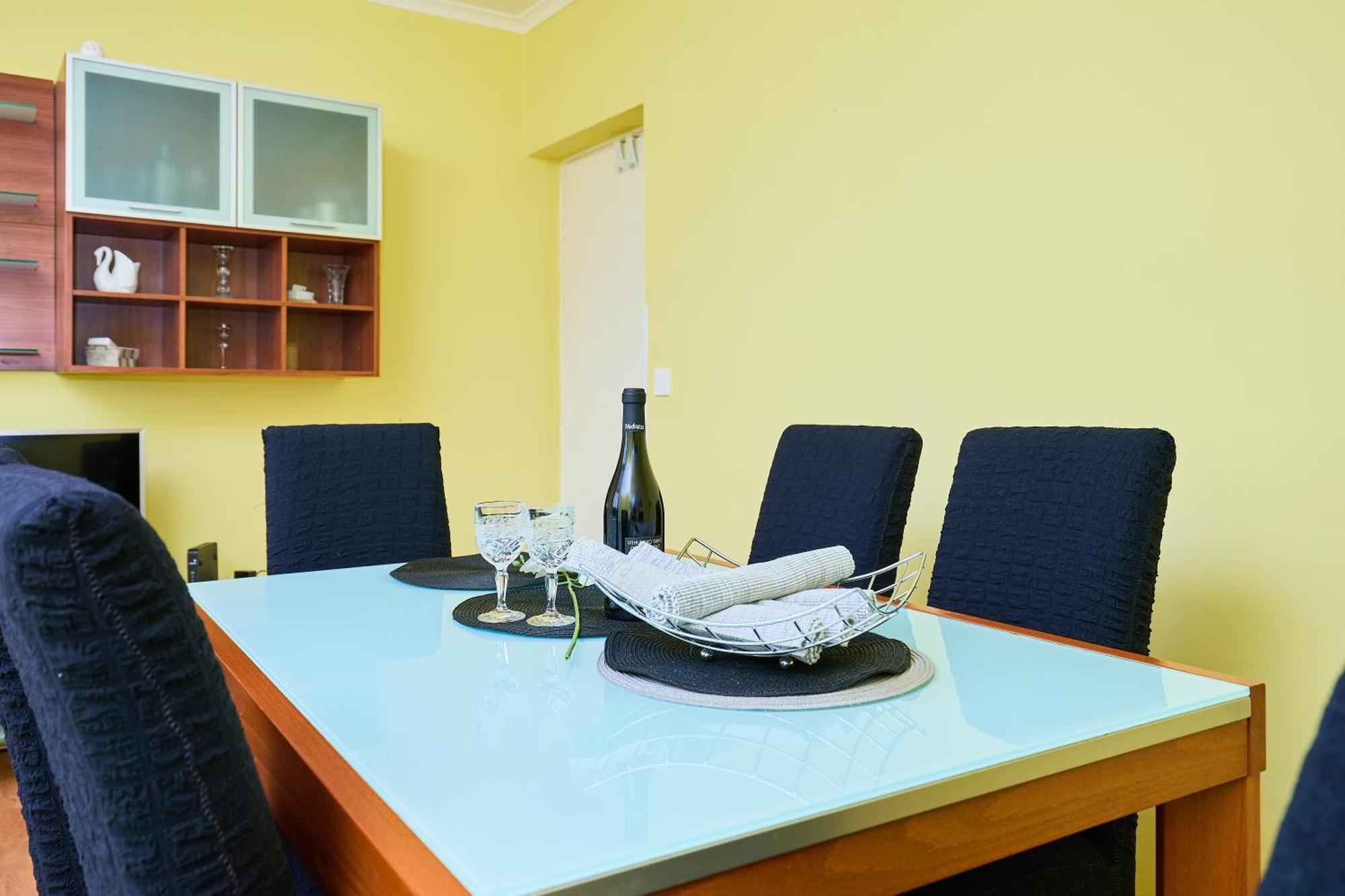 Apartment Mins